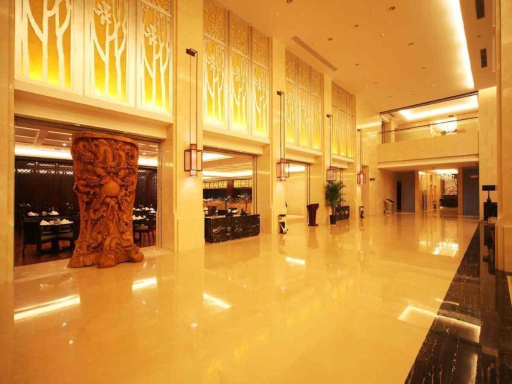 Haiyang Shenglong Jianguo Hotel Hai-yang-hsien Exteriér fotografie